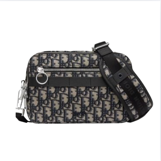 G x Plug® Black Bag